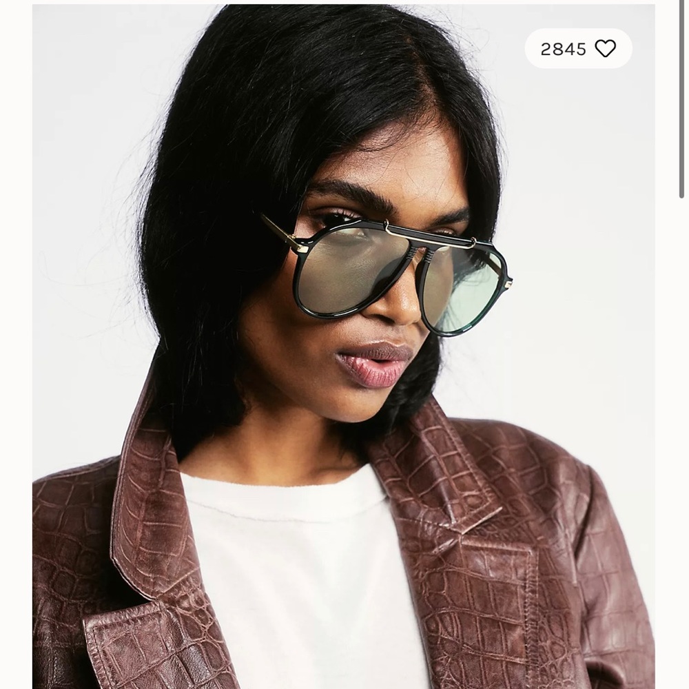 New Ventura Oversized Black Aviator